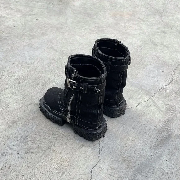 Custom Made Boots - Picture 4 of 7